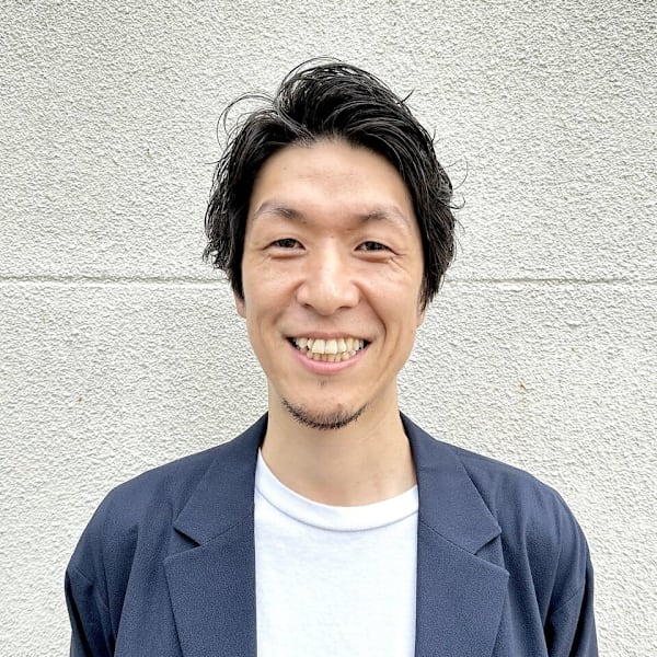 CLAPS 横須賀中央店【クラップス ヨコスカチュウオウテン】のスタッフ紹介。秋元 太一