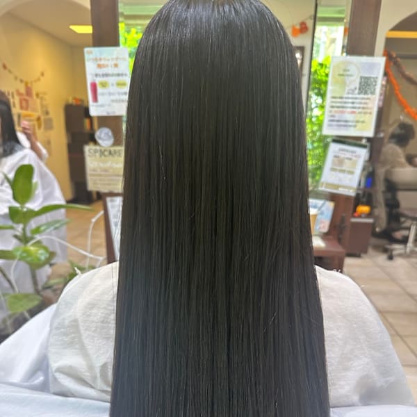 ストレートロングヘア