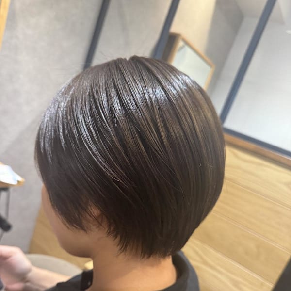 丸みショートボブ|半個室型美容室 Sourire 春日千歳町店