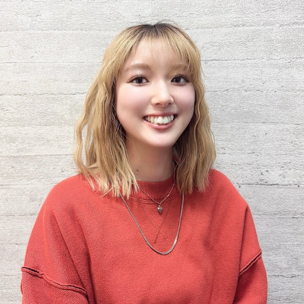 髪質改善個室サロン primoA HANARE 綾瀬美容院【カミシツカイゼンコシツサロン プリモア ハナレ アヤセビヨウイン】のスタッフ紹介。柳邊　葉瑠菜  系列店primoC勤務