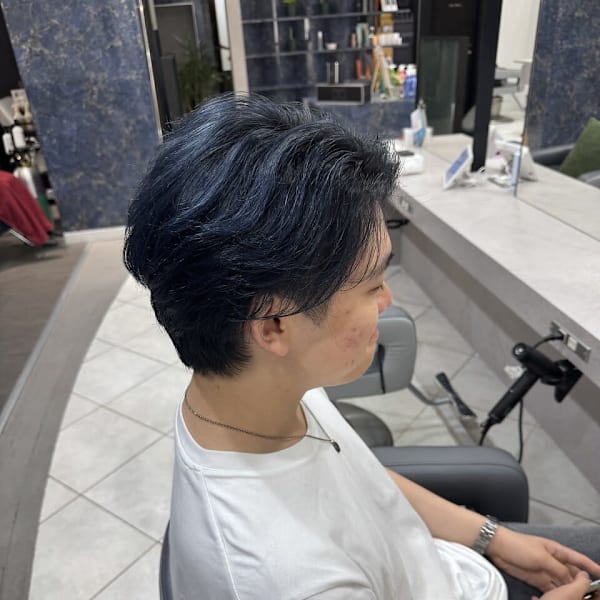 今旬！ ネビジュ（ネイビー×アッシュ）で魅せる韓国風|HAIR & MAKE EARTH 高田馬場店