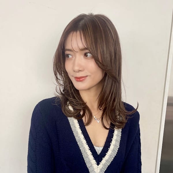 韓国レイヤーミディ×抜け感セミロング|CARE 梅田