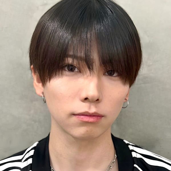 艶感センターパートストレート