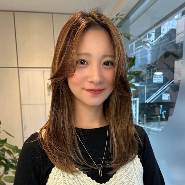 CIEL by KENJE 【旧RIKKA】【シエルバイケンジキュウリッカ】のスタッフ紹介。宇野　彩香