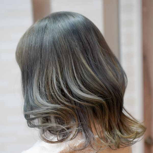 ゴールド×グレーバレイヤージュ