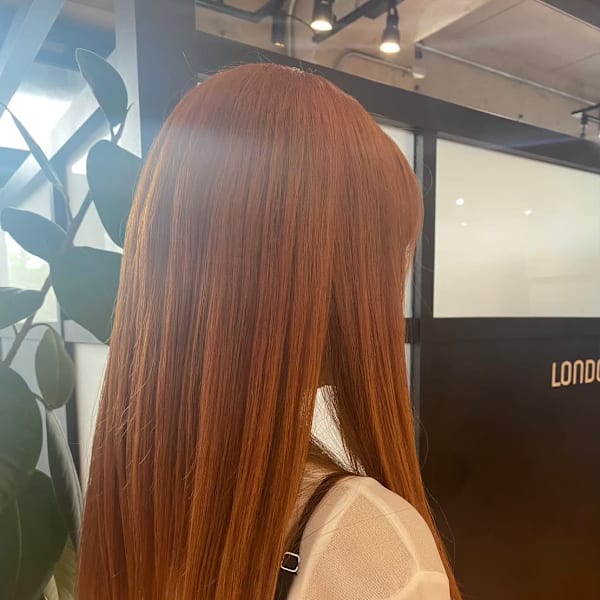 オレンジブラウン