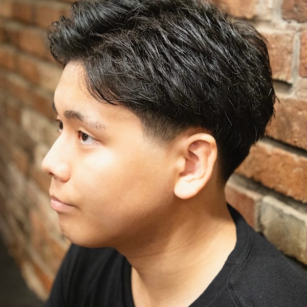 ツーブロックローフェード|メンズ専門理容室　BroTokyo BARBERSHOP 有楽町店