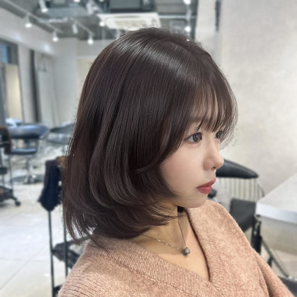 伸ばしかけでも可愛く♪ロブ/ミディアムレイヤー|Euphoria 池袋東口駅前店