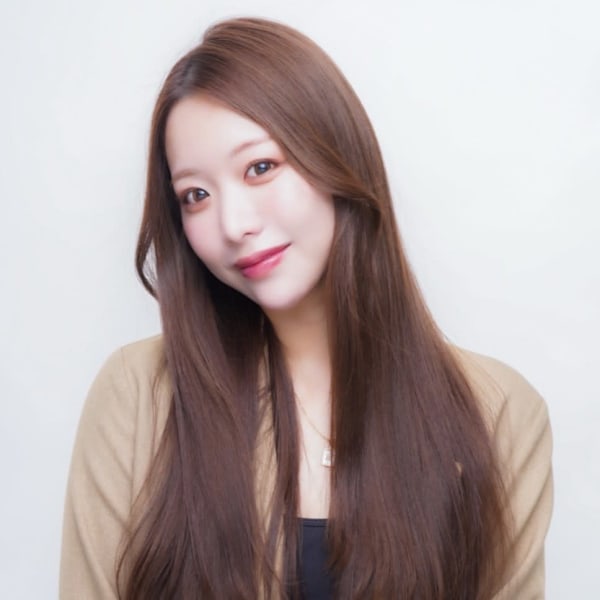 グレージュカラー ロングヘア 髪質改善 カラーストレート|髪質改善 SEPT. 天神大名