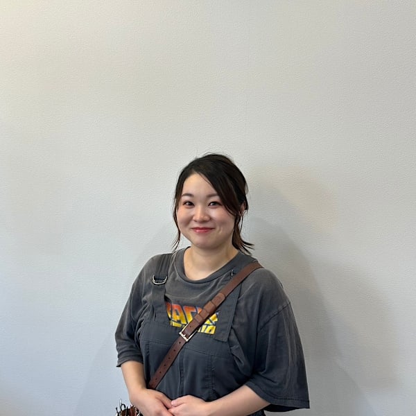 ANSA hair 大久保店【アンサヘアー オオクボテン】のスタッフ紹介。ミズキ