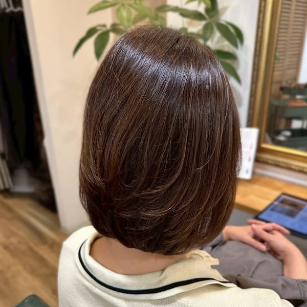 ボブ レイヤーカット ブラウンカラー 40代 白髪染め 髪質