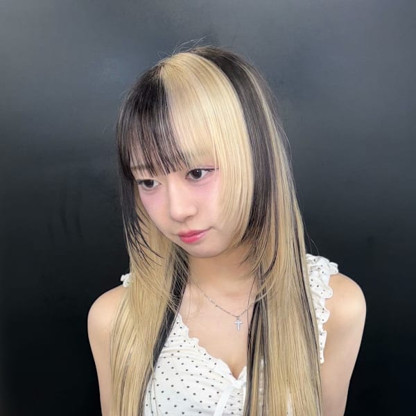 セクションカラー　ケアブリーチ　ブリーチカラー　原宿/表参道