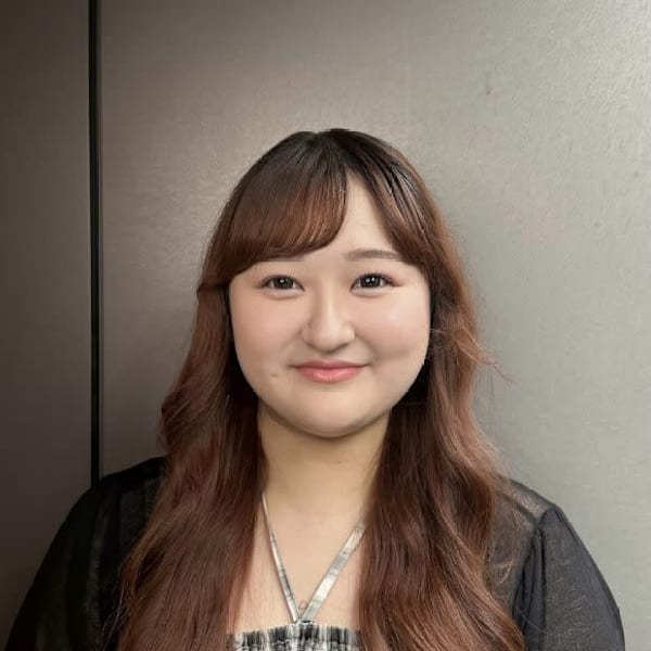 Grand oeil by Lond【グランウィーユバイロンド】のスタッフ紹介。スズカ