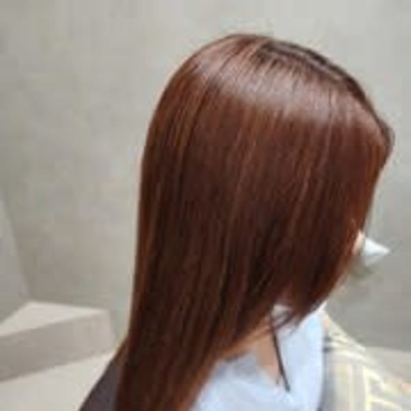 ピンクブラウン