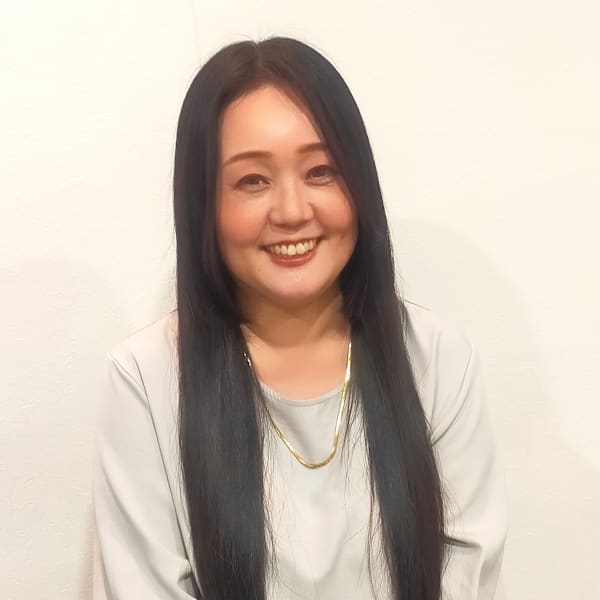 hair green百合ヶ丘【ヘア グリーン ユリガオカ】のスタッフ紹介。佐々木