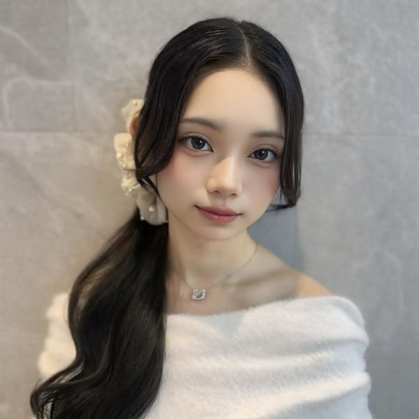 《中島遼香》レイヤーカット/顔周り