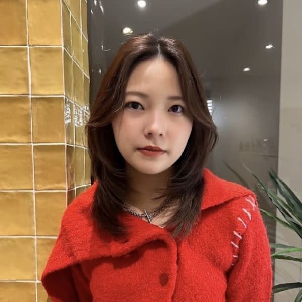 中崎 ちひろ|Aujuaオージュア認定 Zina 吉祥寺 髪質改善&トリートメント&艶髪【ジーナ】