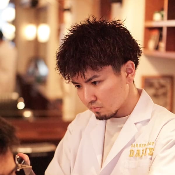 BARBERSHOP DALIE【バーバーショップダリー】【バーバーショップ ダリー】のスタッフ紹介。Shin