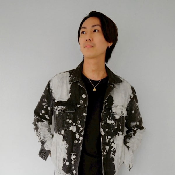 Lia by KENJE【リアバイケンジ】のスタッフ紹介。岡本 拓朗