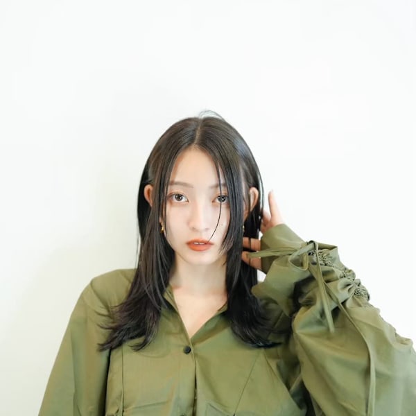 レイヤーカット/フェイスレイヤー/グレージュカラー