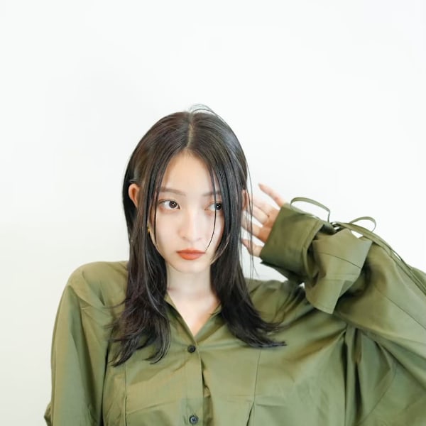 レイヤーカット/フェイスレイヤー/グレージュカラー