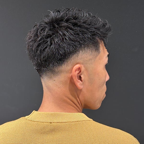 アップバングショート