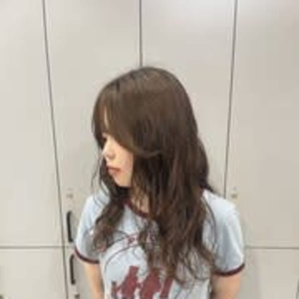 ロングヘアウェーブパーマ|uchla 池袋 by rcid