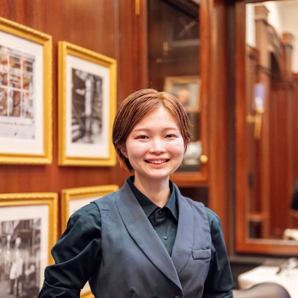 ヒロ銀座barbershop 福岡本店【ヒロギンザバーバーショップフクオカホンテン】のスタッフ紹介。井手　葉月