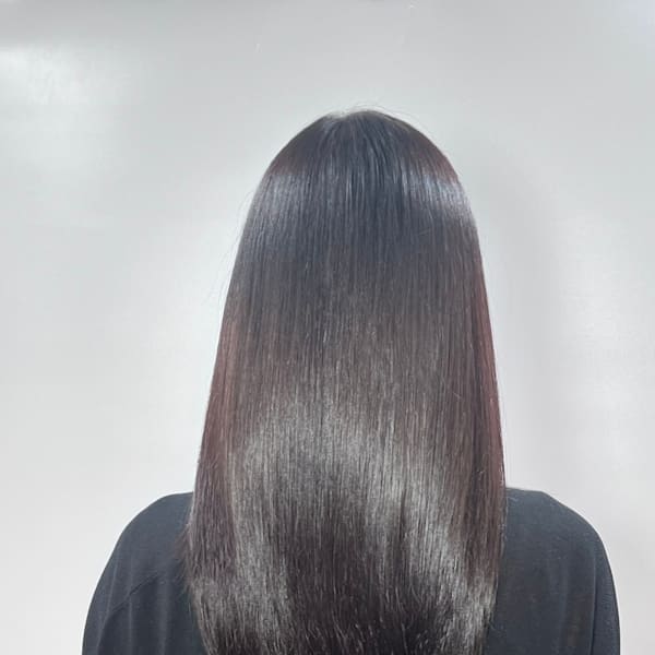 魔法の髪質改善トリートメント極|今日の彼女の髪は魔法的