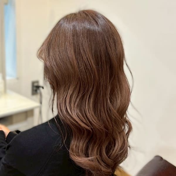 ブラウンベージュ 顔周りカット 髪質改善 透明感カラー 艶髪|hair salon Rich 横須賀中央店
