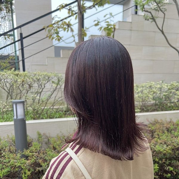 顔回りレイヤー　くびれミディアム　透明感カラー　オージュア