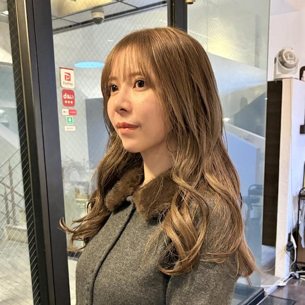 Olive beige|半個室型美容室 Sourire 赤坂店