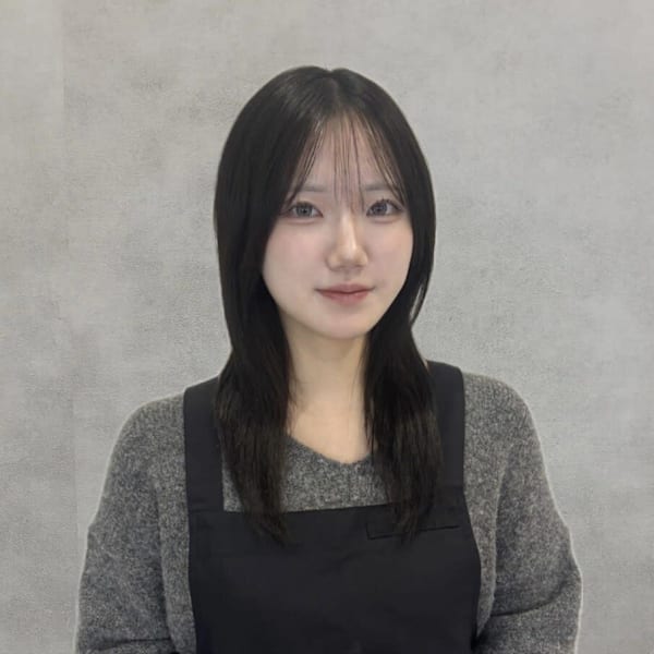 Lily 仙台 eye&nail 【フラットラッシュ/まつげパーマ/アイブロウ】【リリーセンダイ】のスタッフ紹介。モエカ