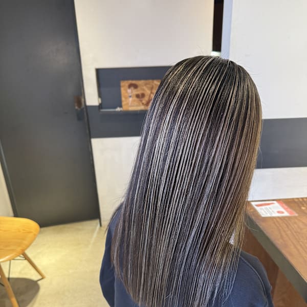 お白髪ぼかしハイライトカラー