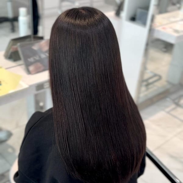 ダークブラウン