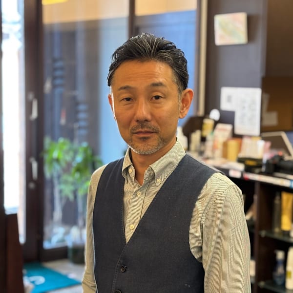 Comfy space【コンフィ スペース】のスタッフ紹介。龍見 篤典