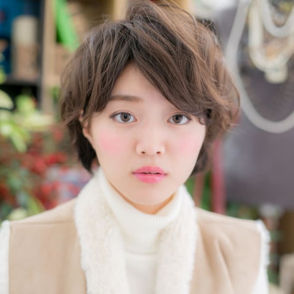 洗練アシンメトリー…くせ毛風ネオウルフ チョコレートブラウン