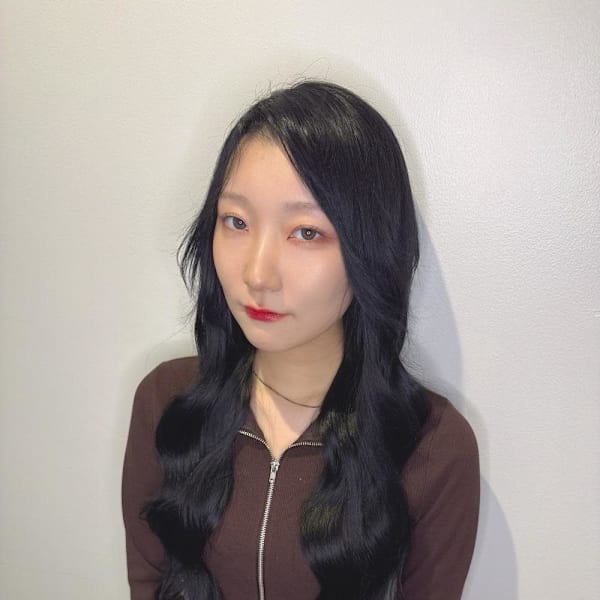 一度は憧れを抱く黒髪ロング!