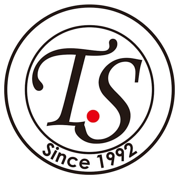 T.S CLUB【ティーエスクラブ】のスタッフ紹介。山田 麻衣