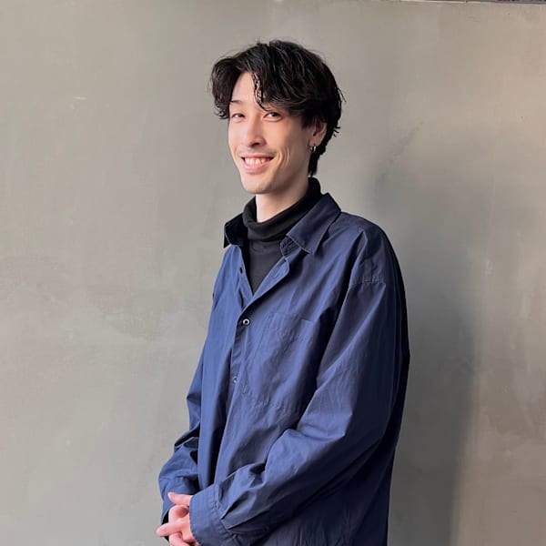 La fith hair lino 三宮店【ラフィス ヘアー リノ サンノミヤテン】のスタッフ紹介。伊井野 太郎