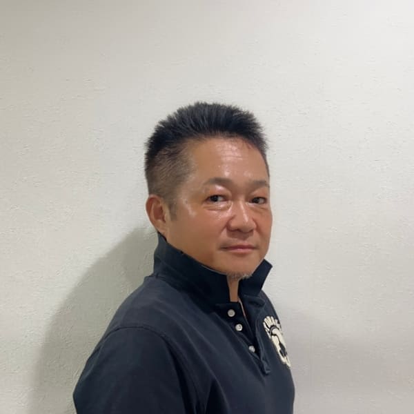 HAIR CRAFT SAN 住吉店【ヘアークラフトサン スミヨシテン】のスタッフ紹介。オーナー キヌガサ