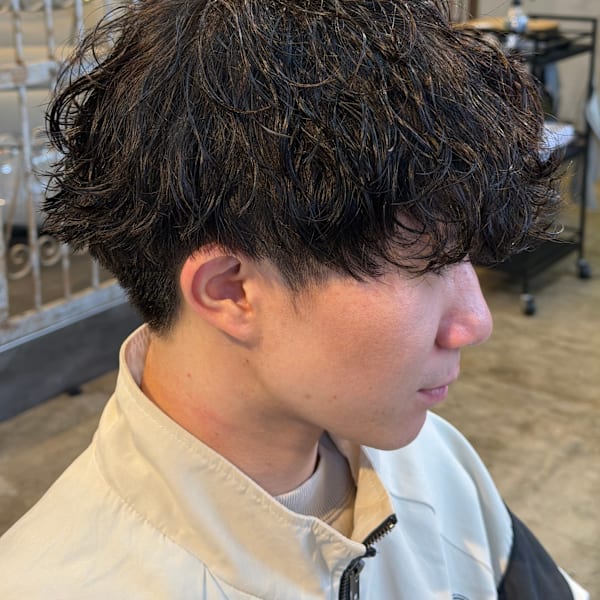 メンズカットマッシュ波巻きスパイラルシャドウパーマ|ROOO MEN【ルーメン】