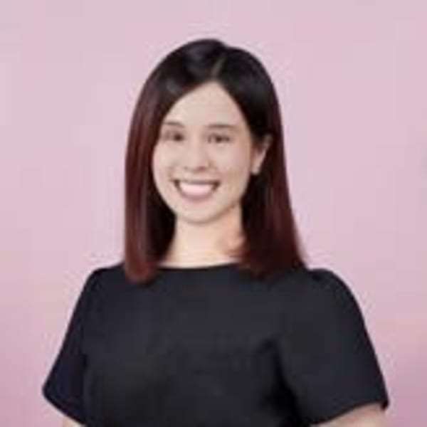 プレミアムサロン リスブラン 日本橋浜町明治座前店【プレミアムサロン リスブラン ニホンバシハマチョウメイジザマエテン】のスタッフ紹介。エリコ