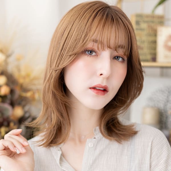 インナーカラーベージュゴールドくびれミディ　シャギーカット|COVER HAIR bliss【カバーヘア ブリス】戸田公園/戸田公園西口店