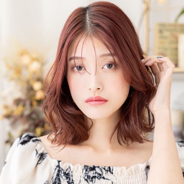 大人美人ひし形ミディアム艶感バーガンディ　チャンモリパーマ|COVER HAIR bliss【カバーヘア ブリス】戸田公園/戸田公園西口店