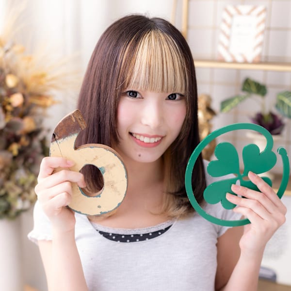 COVER HAIR & SPA bliss【カバーヘア アンド スパ ブリス】浦和/浦和西口店【カバー ヘア アンド スパ ブリス ウラワ ウラワニシグチテン】のスタッフ紹介。水口 花