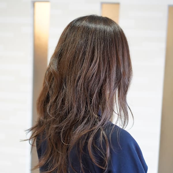 ツヤ感レイヤーシャギー（モカアッシュ）|mouf -hair&eyelash-
