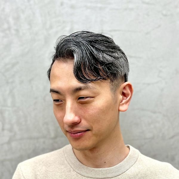 グレイヘアで作るニュアンスショート