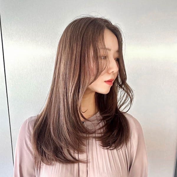 ミディアムレイヤー/顔周りレイヤー/レイヤーカット/美髪