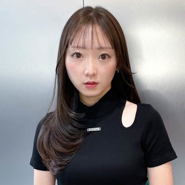 小顔になれるレイヤーカット！前髪からアンダーの髪までレイヤー